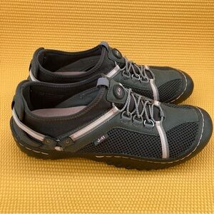 J-41 Women's Black and Gray Athletic Shoes